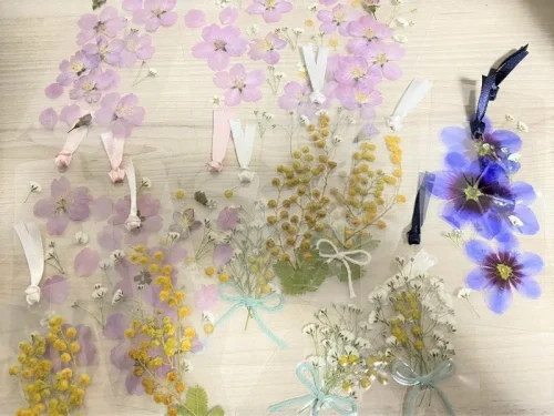 生花 押し花 しおりの作り方 ラミネート
