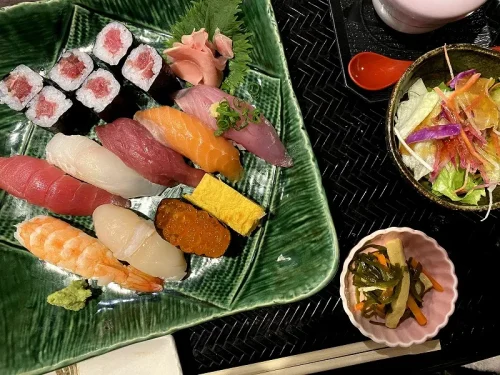 鮪くろさき