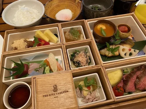 和朝食