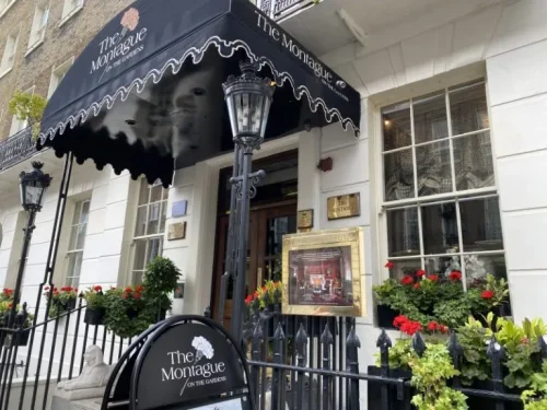 ホテル The Montague on the Gardens アフタヌーンティー