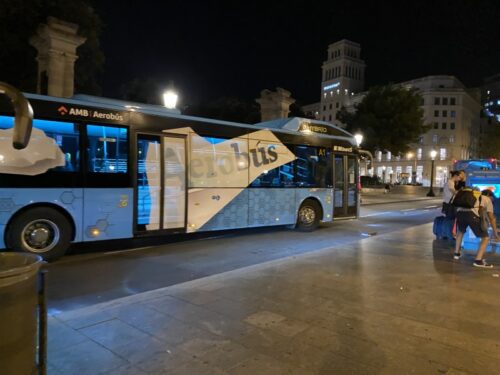 バルセロナ空港から市内行きのバス