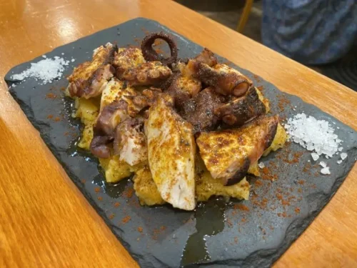 スペイングルメ タコ